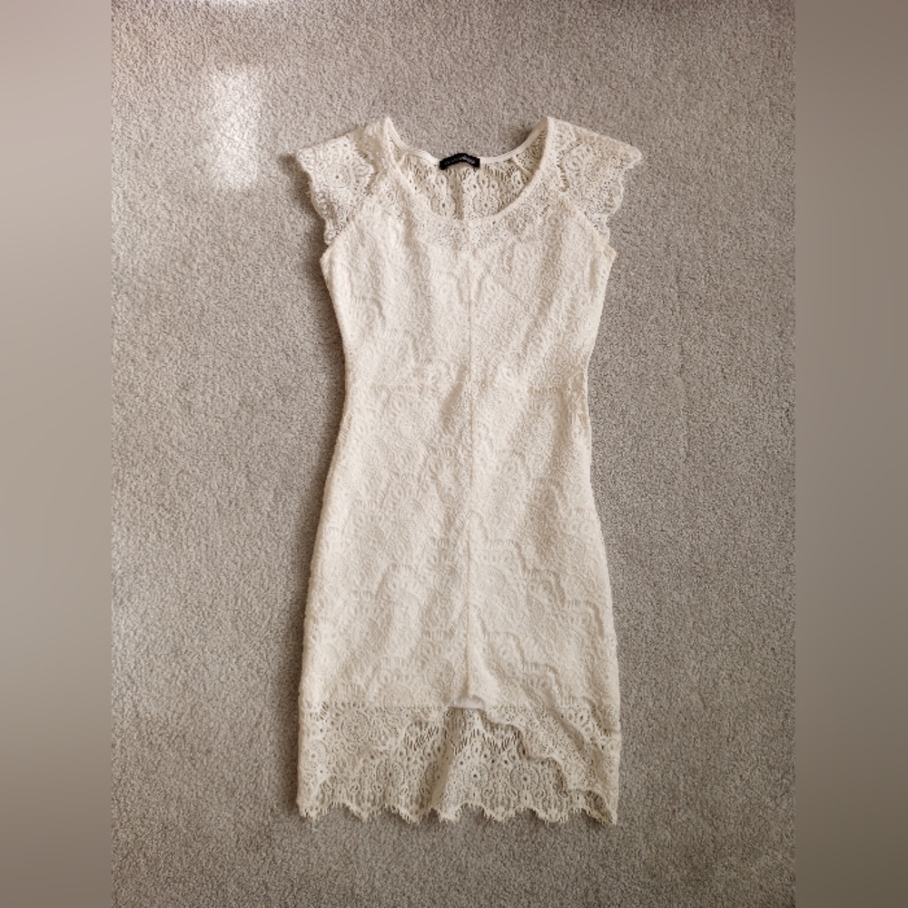 Elegant White Lace Dress